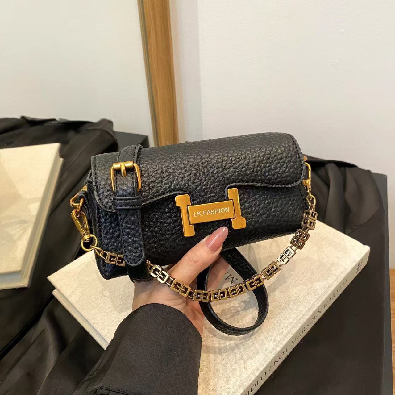Noir Luxe Chain Sling Bag (Black)